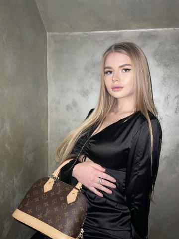 Даша Богиня Вип