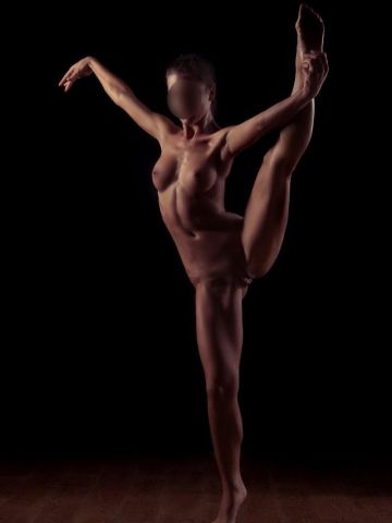 Нина Эффектная Брюнетка